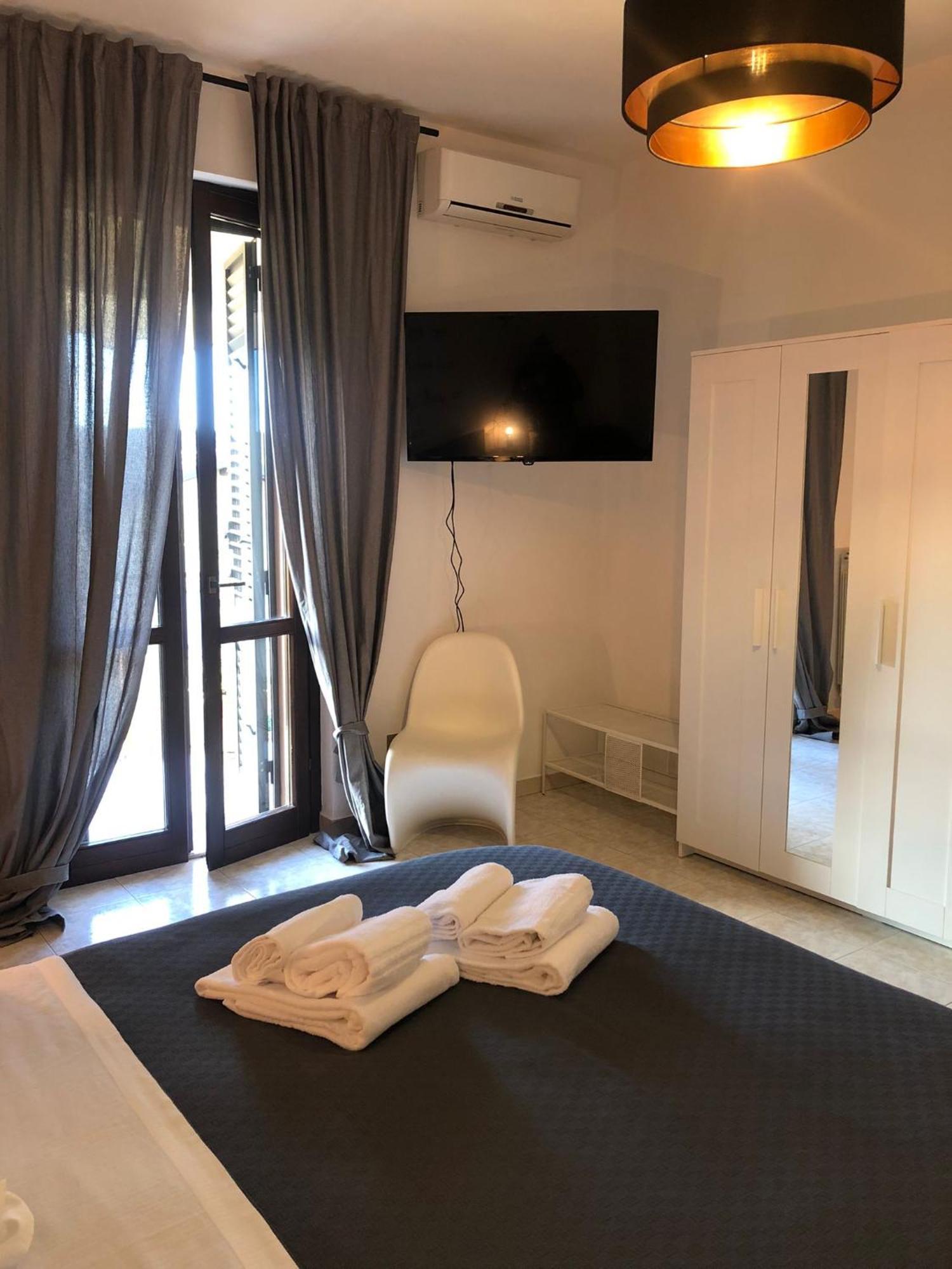 Santa Filomena Guest House Terni Exterior foto